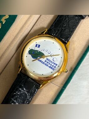 Million Dollar Hole In One Golf Watch w/ Box  **NEEDS BATTERY ***